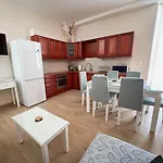 Apartment Sofia Luxury Lechaio