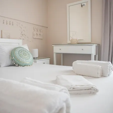 Sofia Luxury * Lechaio