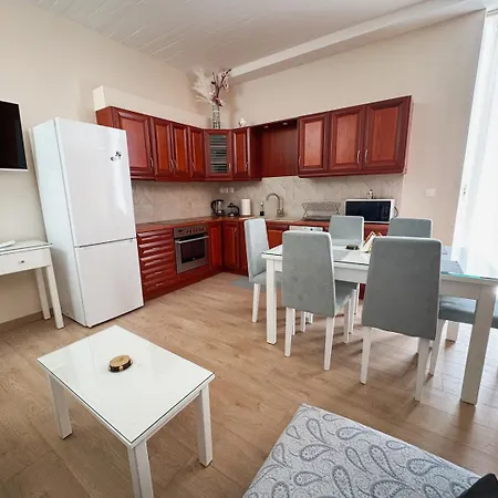 Apartment Sofia Luxury Lechaio